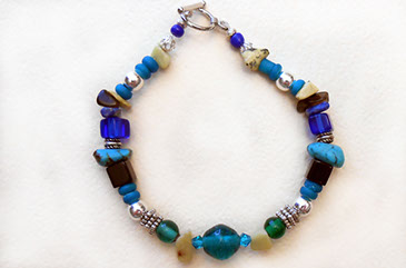 Slide show of Blue and Turquoise necklace by Susan Ray Euler.