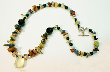 Slide show of Fall Colors necklace by artist Susan Ray Euler.